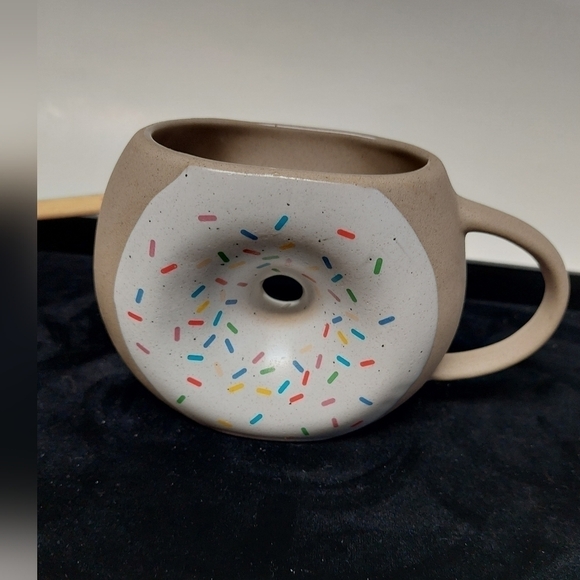 UO Home Novelty Ceramic Donut Mug - Picture 3 of 8